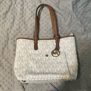MICHAEL KORS MK white handbag